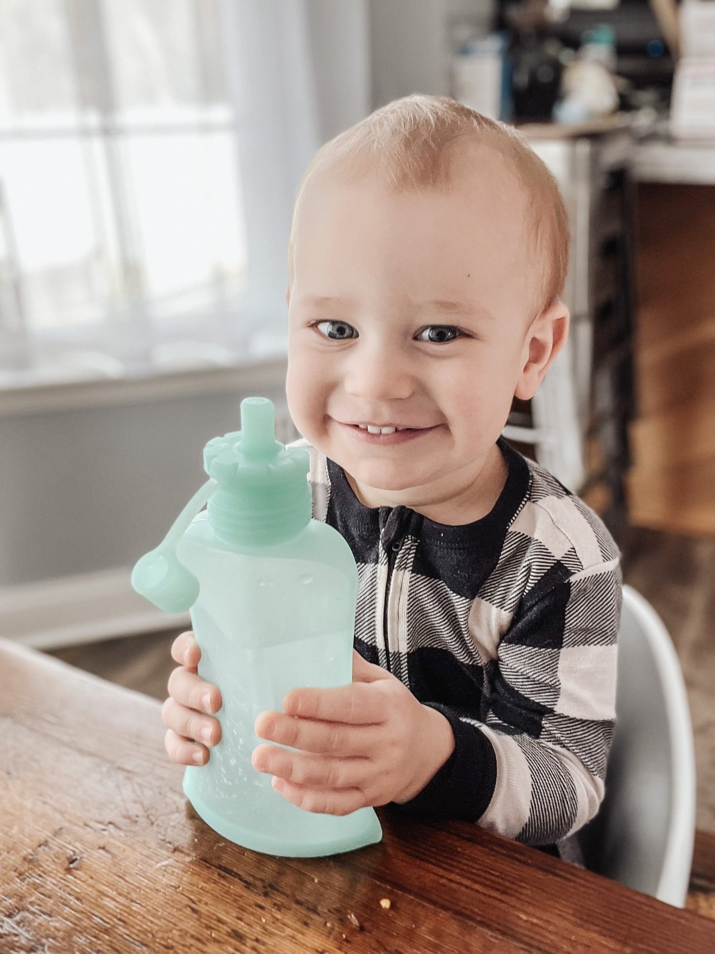 Junobie Infant/Toddler Milk, Puree, Juice, and Smoothie Pouches - The Bundled 2 - Pack - Crafted by you